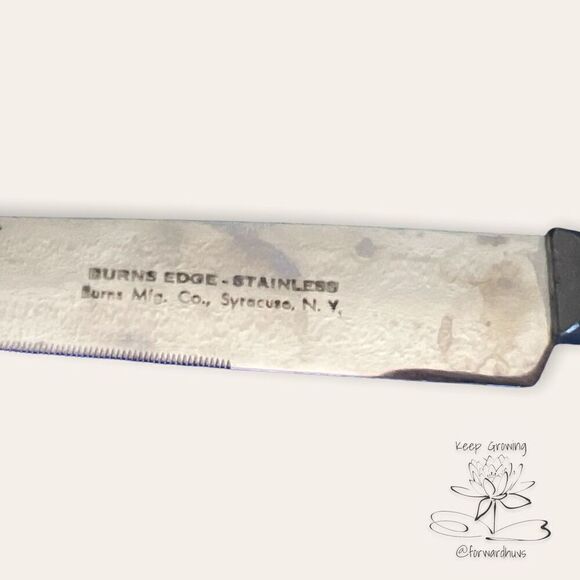 Burns Edge Stainless Knife Set with Butterscotch Bakelite Handles - Picture 4 of 9